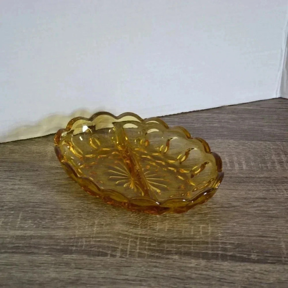 Vtg Fairfield Amber  Divided Dish - Picture 3 of 6